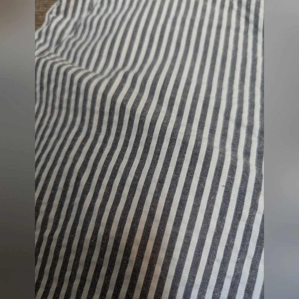 Banana Republic Size 2 Pants Trousers Seer Sucker Cropped Ankle Straight Leg - Picture 3 of 8